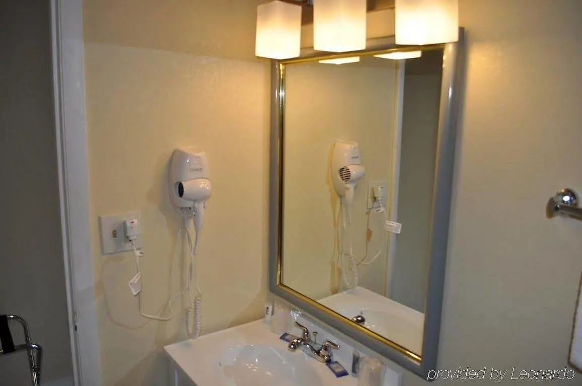 Blue Marlin Motel Virginia Beach